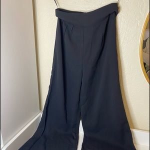 trousers size XS in excellent condition